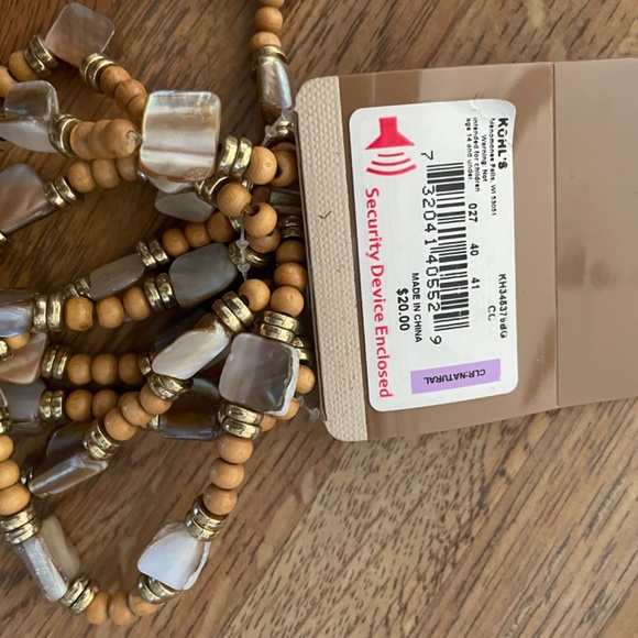 Bracelets - Picture 2 of 2